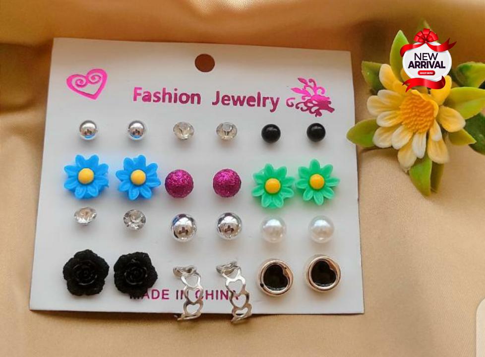 💞Beautiful different colors & different style studs 4 Girls💞